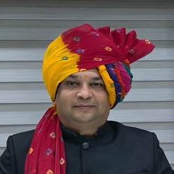 श्री. उत्तम <br> दिघे